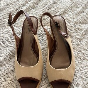 Life Stride Tan and Brown Slingback Sandals